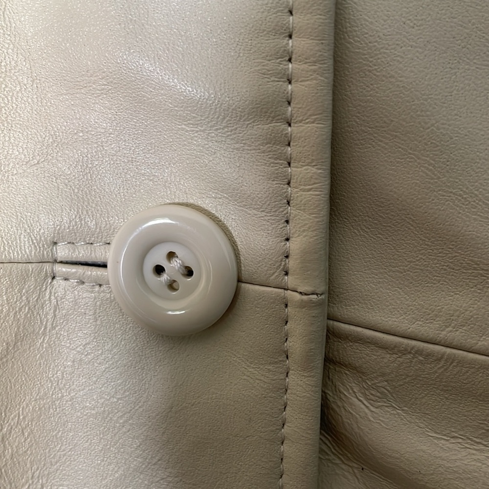 Women’s Excelled Collection Genuine Leather Jacket - Cream - Picture 7 of 12